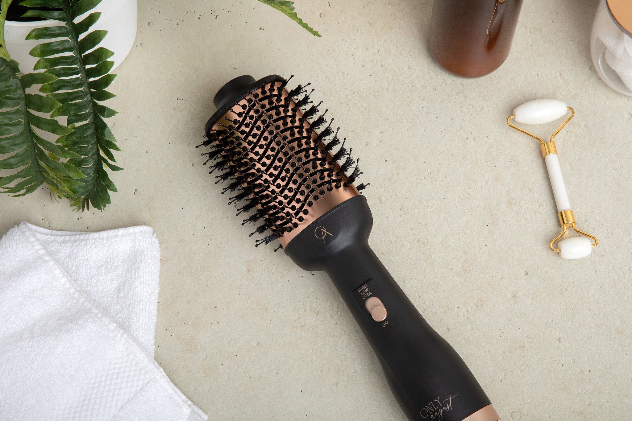 Only August 4-in-1 Hot Air Brush Black and Gold — full styling system flat lay